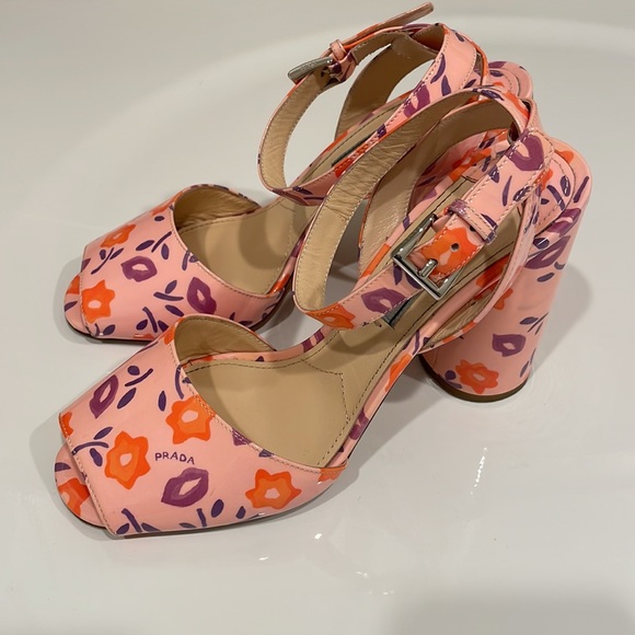 Prada Floral Patent Ankle-Wrap Sandals - Picture 2 of 13